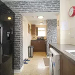 Rent 4 bedroom house in East Midlands