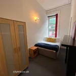 Rent 5 bedroom flat in Edinburgh  East