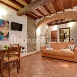 Rent 1 bedroom apartment of 40 m² in Florence