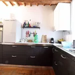 Affitto 3 camera appartamento di 85 m² in Siena