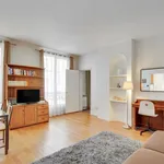 Appartement de 753 m² avec 1 chambre(s) en location à Paris