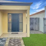 Rent 3 bedroom house in  Kewarra Beach QLD 4879                        