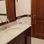 Rent 4 bedroom apartment of 90 m² in Ancona