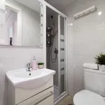 Rent 15 bedroom apartment in Madrid