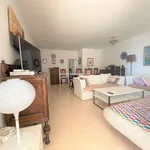 Rent 3 bedroom apartment in Alicante