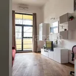 Rent 2 bedroom apartment of 69 m² in Milano