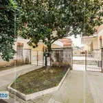 Rent 4 bedroom apartment of 90 m² in Rome