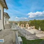 Rent 6 bedroom house of 650 m² in Rome