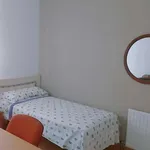 Rent a room of 80 m² in madrid