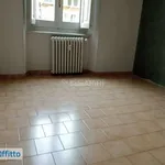 Affitto 3 camera appartamento di 65 m² in Turin