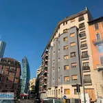 Affitto 2 camera appartamento di 82 m² in Milan