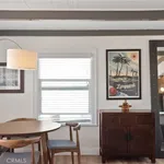 Rent 2 bedroom apartment of 78 m² in manhattan beach