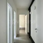 Rent 5 bedroom apartment of 100 m² in Milano