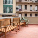 Rent 4 bedroom apartment in Barcelona