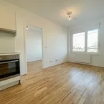 Rent 2 bedroom apartment of 33 m² in Wien, France