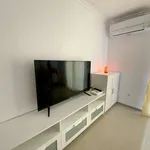 Rent a room of 98 m² in valencia