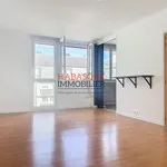 Appartement de 71 m² avec 3 chambre(s) en location à LandivisiauT