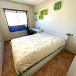 Rent a room of 95 m² in Murcia