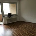 Miete 3 Schlafzimmer wohnung von 66 m² in Krefeld