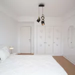 Rent a room in lisbon