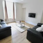 Rent 5 bedroom house in Scotland