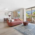 Rent 2 bedroom apartment in Potts Point