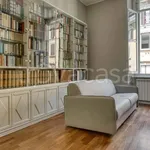 Rent 3 bedroom apartment of 150 m² in Milano