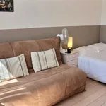 Appartement de 23 m² avec 1 chambre(s) en location à Paris