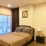 Rent 2 bedroom apartment of 78 m² in Krung Thep Maha Nakhon