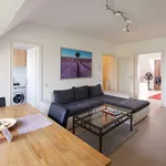 Rent 1 bedroom apartment of 581 m² in Dusseldorf