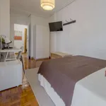 Rent a room of 125 m² in madrid