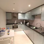 Rent 3 bedroom flat in Yorkshire And The Humber