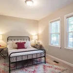 Rent 1 bedroom apartment in Raleigh