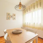 Rent 4 bedroom apartment in Porto