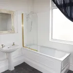 Rent 2 bedroom flat in Plymouth