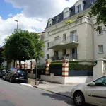 Rent 1 bedroom apartment of 24 m² in La Garenne-Colombes