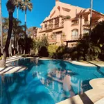 Rent 3 bedroom apartment of 280 m² in Marbella