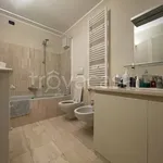 Rent 4 bedroom house of 200 m² in Milano