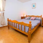 CONFORTABLE CHALET EN CALPE