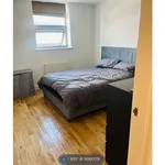 Rent 2 bedroom flat in North West England