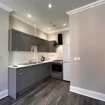 Rent 2 bedroom flat in Glasgow