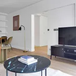 Rent 2 bedroom apartment of 66 m² in paris