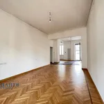 Rent 4 bedroom apartment of 220 m² in Milano