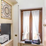 Rent 3 bedroom apartment in Bologna