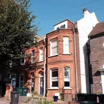 Rent 2 bedroom flat in Brighton