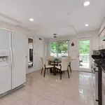 Rent 3 bedroom apartment in New York