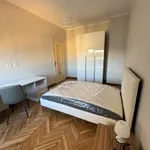 Rent 3 bedroom apartment in Turin