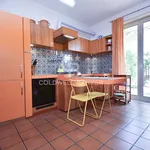 Affitto 8 camera casa di 182 m² in Sant'Agata li Battiati