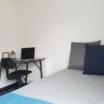 Rent 2 bedroom flat in East Midlands