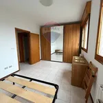 Affitto 5 camera appartamento di 85 m² in Ferrara